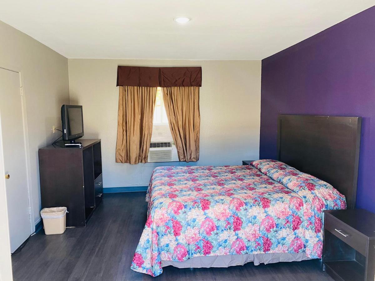 Deluxe Inn Bossier City Exterior photo