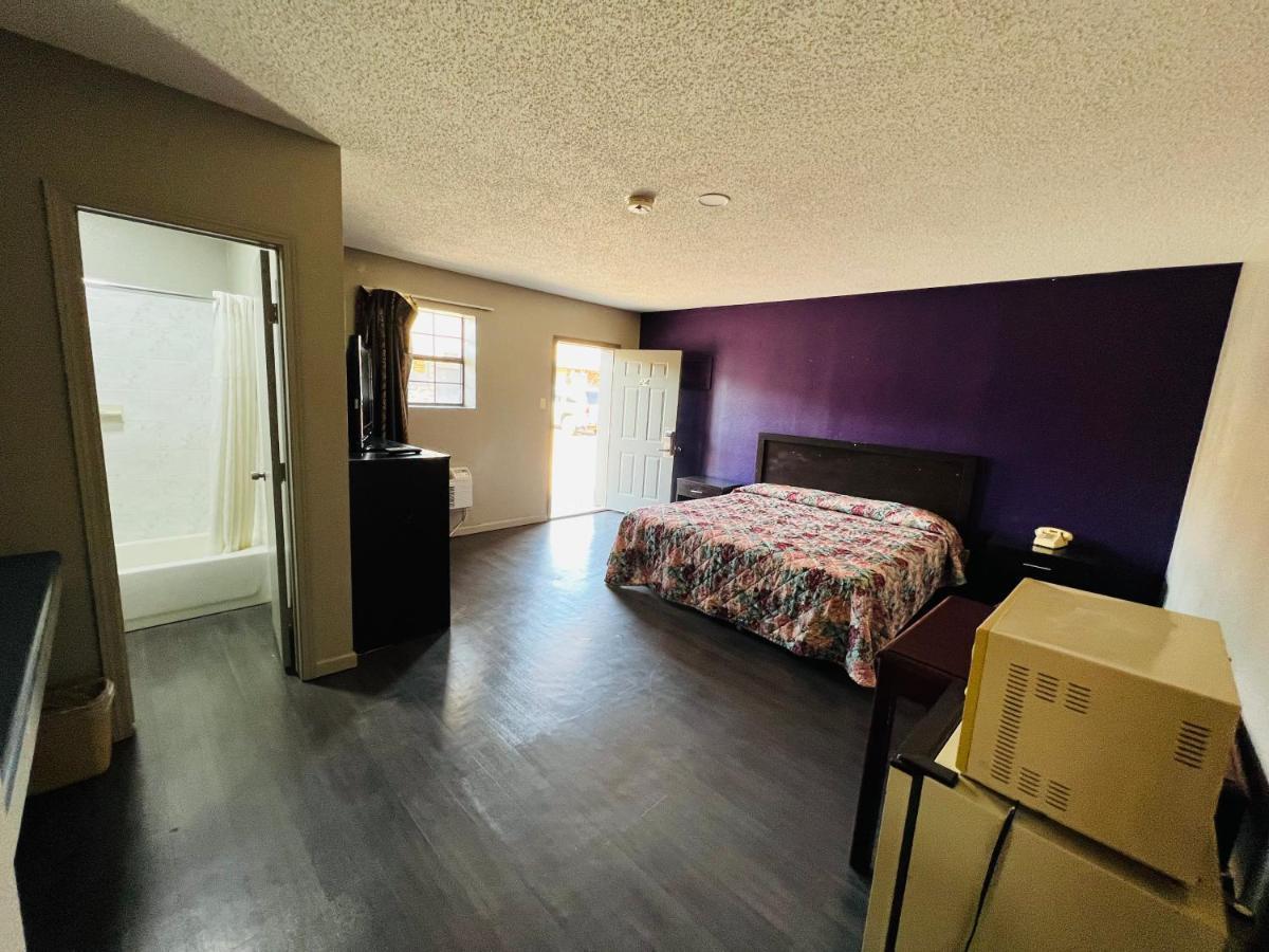 Deluxe Inn Bossier City Exterior photo
