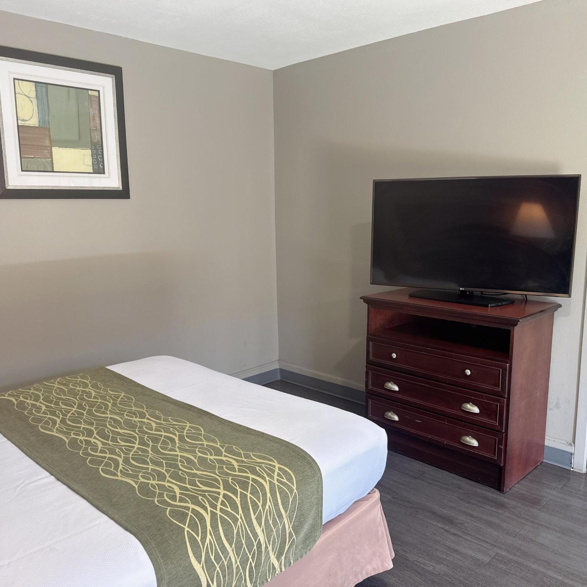 Deluxe Inn Bossier City Exterior photo