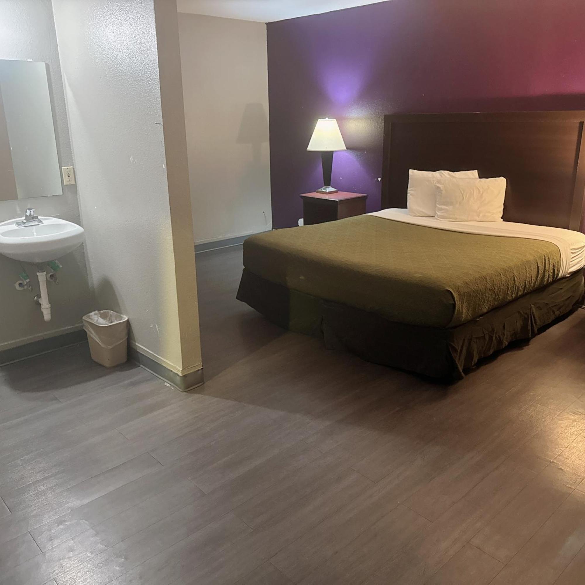 Deluxe Inn Bossier City Exterior photo